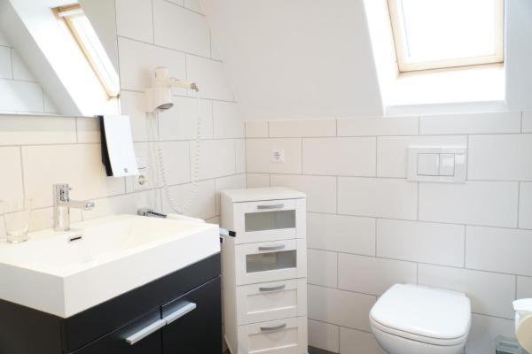 Haus Am Heiner Geissler Platz By Landgasthof Zickler Gleisweiler Zewnętrze zdjęcie