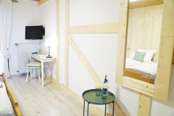 Haus Am Heiner Geissler Platz By Landgasthof Zickler Gleisweiler Zewnętrze zdjęcie