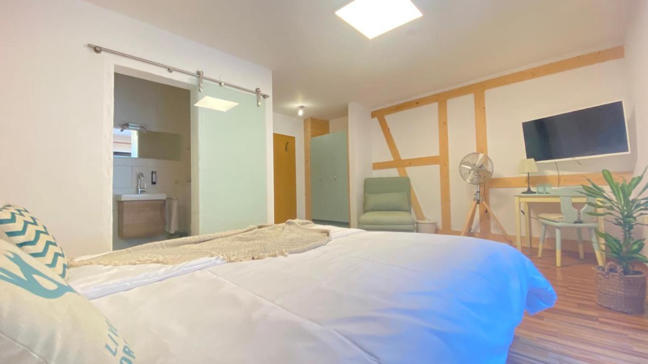 Haus Am Heiner Geissler Platz By Landgasthof Zickler Gleisweiler Zewnętrze zdjęcie